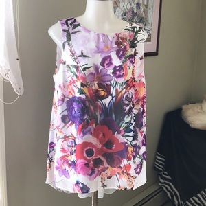 Frank Lyman Sleeveless Top Size 12